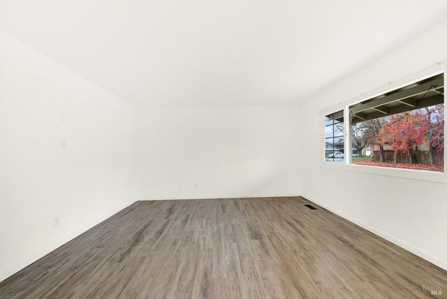 2630 Owens St, Fairfield, CA 94534