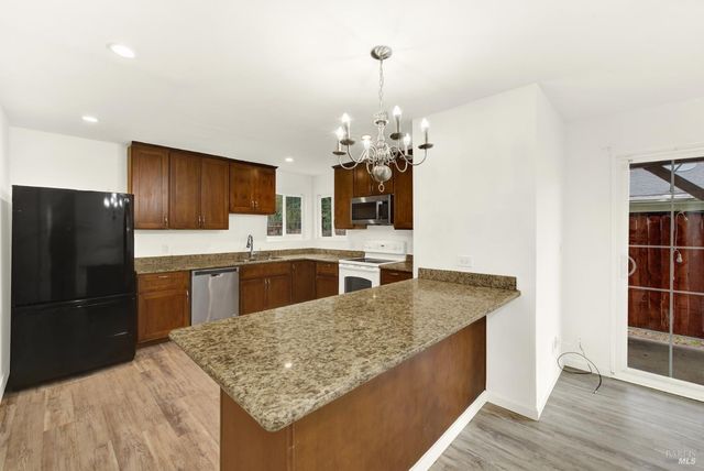 2630 Owens St, Fairfield, CA 94534