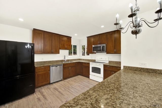 2630 Owens St, Fairfield, CA 94534