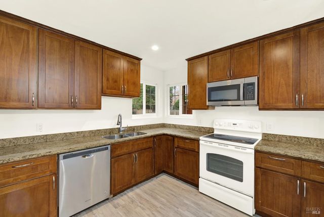 2630 Owens St, Fairfield, CA 94534