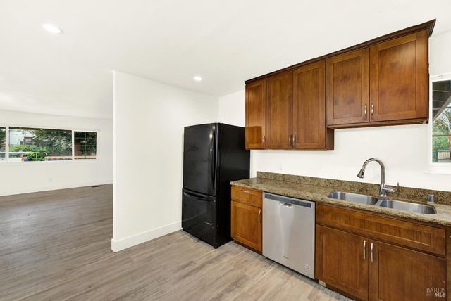 2630 Owens St, Fairfield, CA 94534