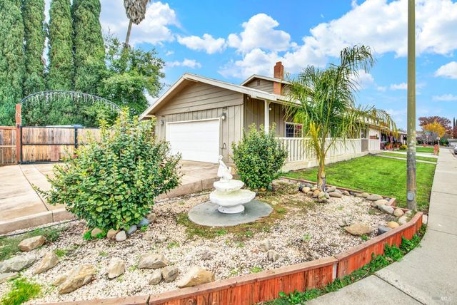 2630 Owens St, Fairfield, CA 94534
