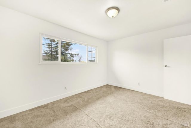 2630 Owens St, Fairfield, CA 94534