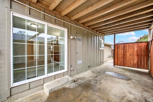 2630 Owens St, Fairfield, CA 94534