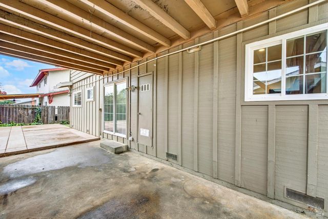 2630 Owens St, Fairfield, CA 94534