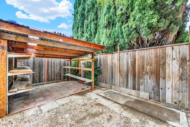 2630 Owens St, Fairfield, CA 94534