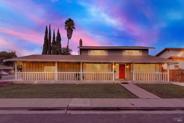 2630 Owens St, Fairfield, CA 94534