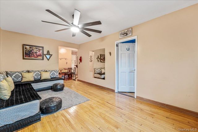 8709 34th Avenue 4J, Jackson Heights, NY 11372