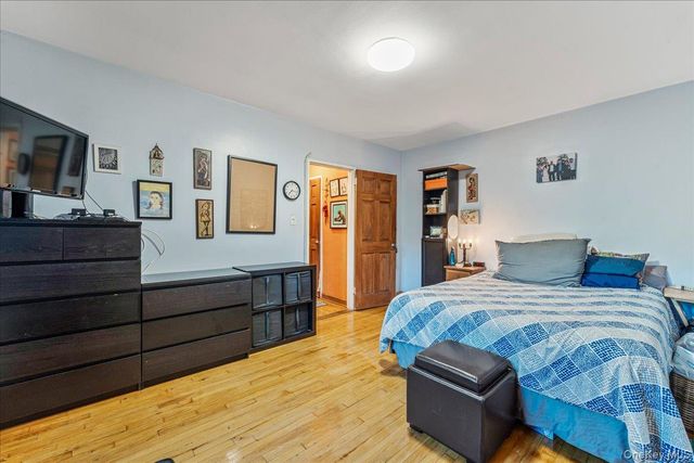 8709 34th Avenue 4J, Jackson Heights, NY 11372