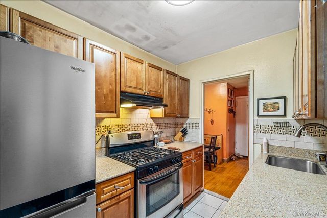 8709 34th Avenue 4J, Jackson Heights, NY 11372