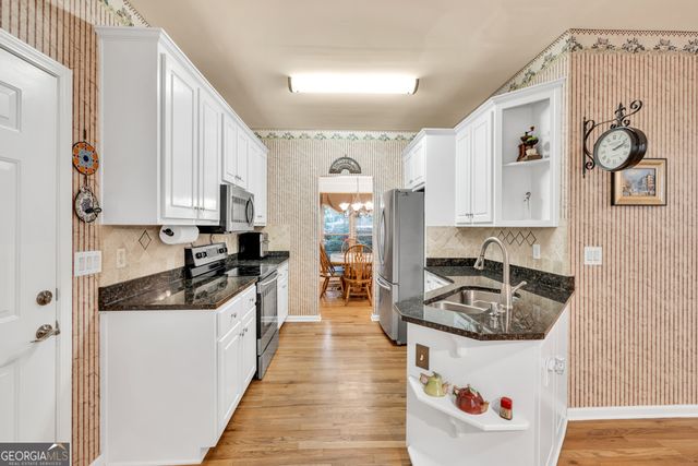 2262 Silver Fox Lane, Buford, GA 30519