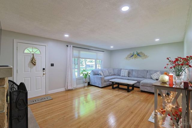 6844 High Meadows Drive, Anderson Twp, OH 45230
