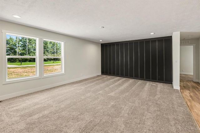 1724 Commissioners Way, Sterling Twp, OH 45154