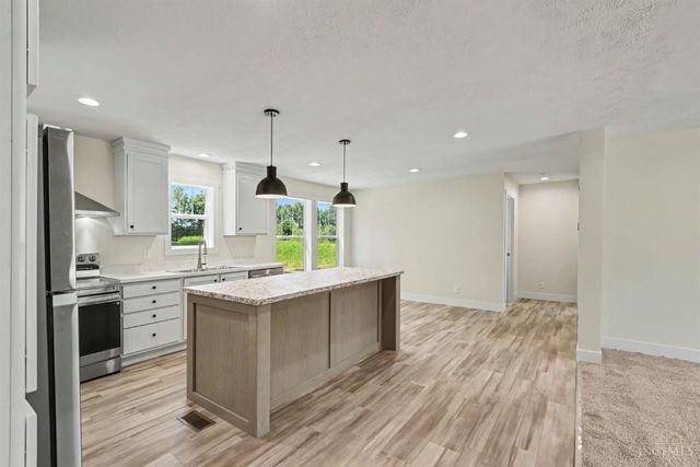 1724 Commissioners Way, Sterling Twp, OH 45154