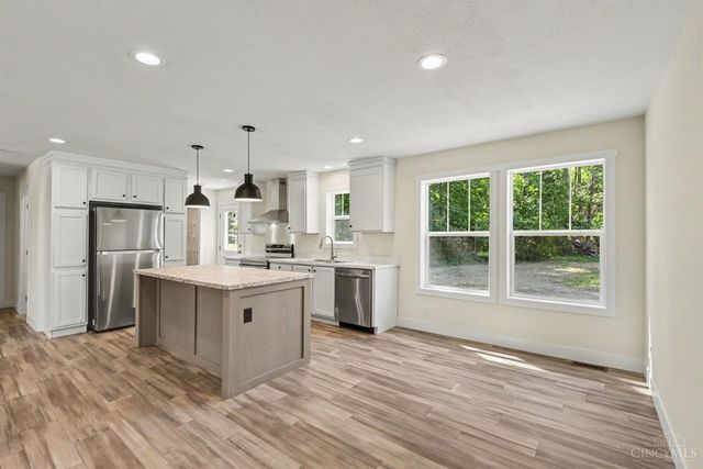 1724 Commissioners Way, Sterling Twp, OH 45154