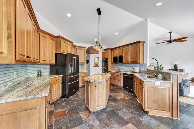 2901 MOOSE CREEK TRAIL, Green Bay, WI 54313