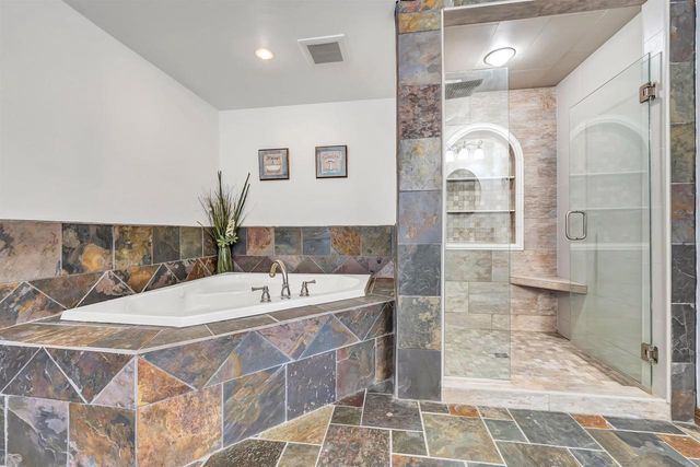 2901 MOOSE CREEK TRAIL, Green Bay, WI 54313