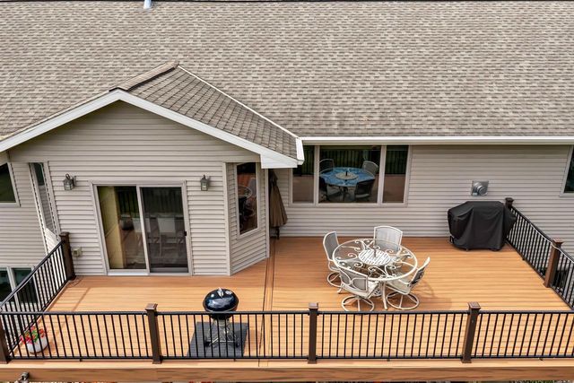 2901 MOOSE CREEK TRAIL, Green Bay, WI 54313