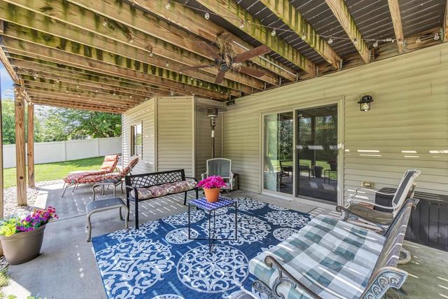 2901 MOOSE CREEK TRAIL, Green Bay, WI 54313