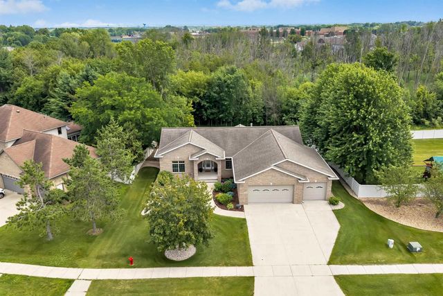 2901 MOOSE CREEK TRAIL, Green Bay, WI 54313