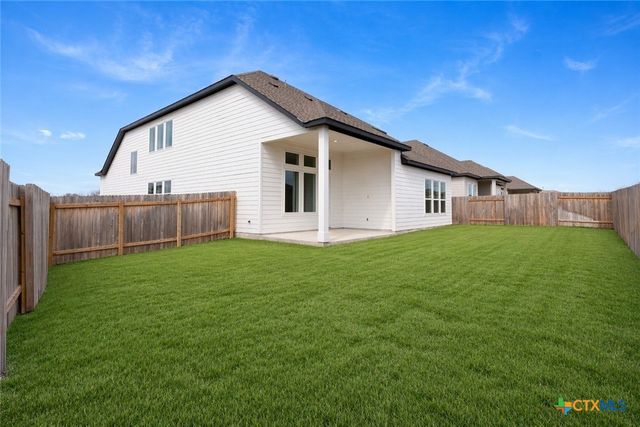 940 Nolte, Seguin, TX 78155