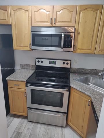 7403 SW 82nd St 112N, Miami, FL 33143