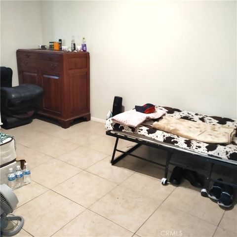1449 S Park Avenue, Pomona, CA 91766