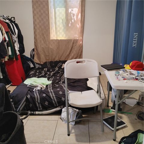 1449 S Park Avenue, Pomona, CA 91766