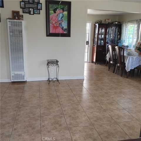 1449 S Park Avenue, Pomona, CA 91766