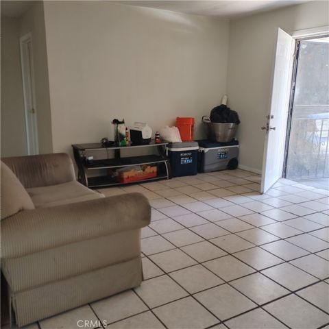 1449 S Park Avenue, Pomona, CA 91766