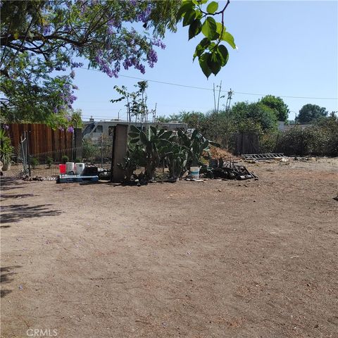 1449 S Park Avenue, Pomona, CA 91766