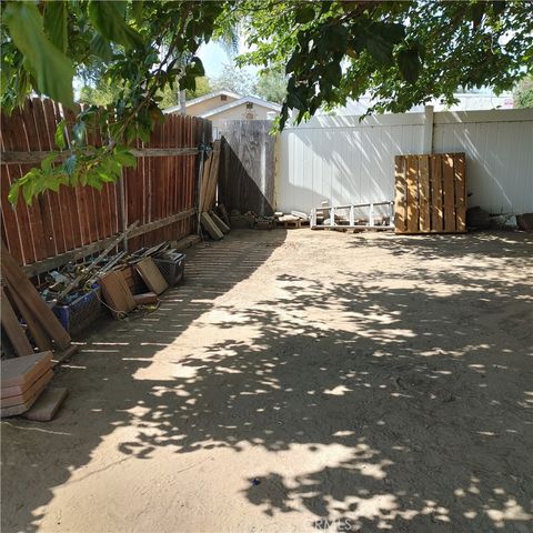 1449 S Park Avenue, Pomona, CA 91766