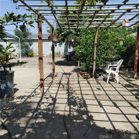 1449 S Park Avenue, Pomona, CA 91766