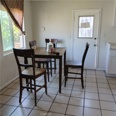 1449 S Park Avenue, Pomona, CA 91766
