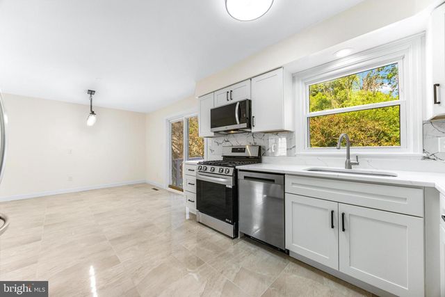 316 WICKERSHAM WAY, Cockeysville, MD 21030