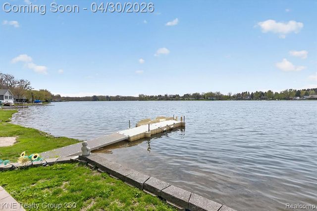 2509 Rubbins Road, Howell, MI 48843