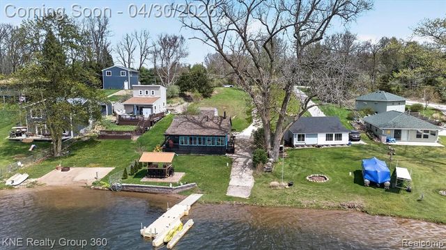 2509 Rubbins Road, Howell, MI 48843