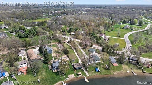 2509 Rubbins Road, Howell, MI 48843