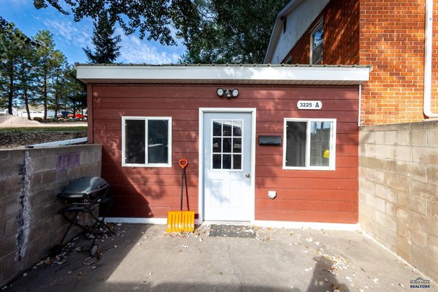 3255 OLD BELLE RD, Spearfish, SD 57783