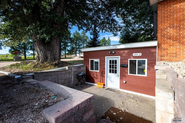 3255 OLD BELLE RD, Spearfish, SD 57783