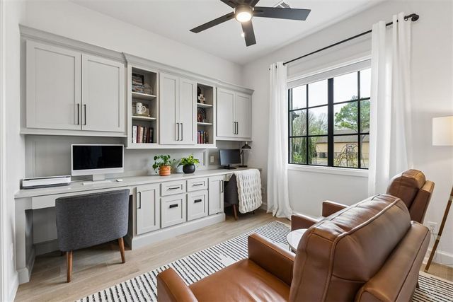 2800 Sandstone Ridge, Edmond, OK 73034