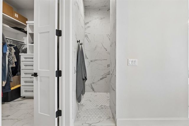 2800 Sandstone Ridge, Edmond, OK 73034