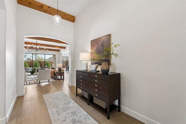 2800 Sandstone Ridge, Edmond, OK 73034