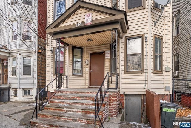 114 Neptune Avenue, Jersey City, NJ 07305