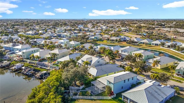 443 BAHAMA GRANDE BOULEVARD, Apollo Beach, FL 33572