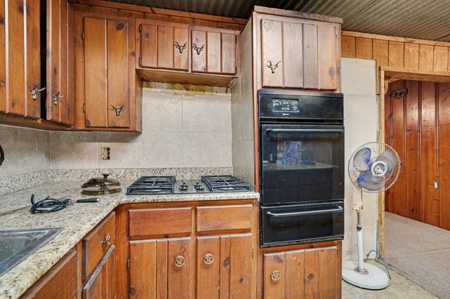 6413 County Road 803, Burleson, TX 76028
