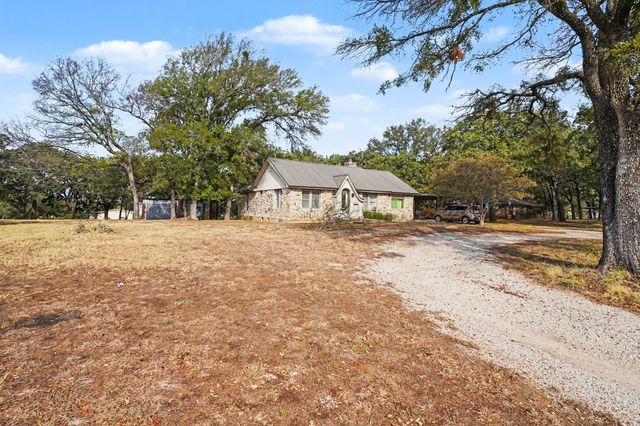 6413 County Road 803, Burleson, TX 76028