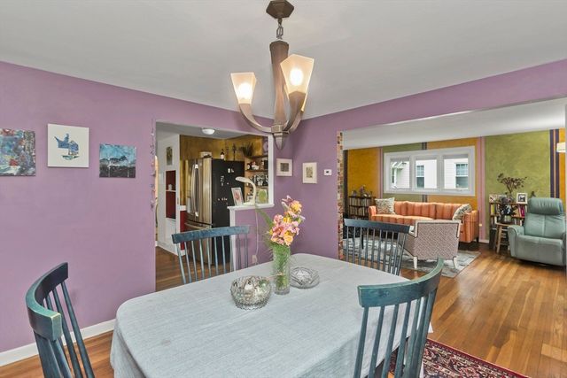 21 Winthrop Street, Northampton, MA 01060