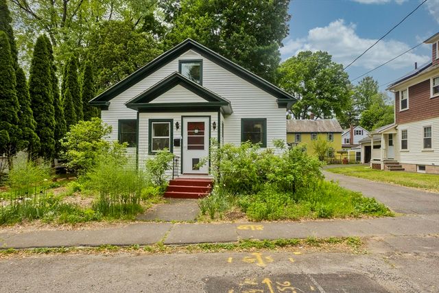 21 Winthrop Street, Northampton, MA 01060