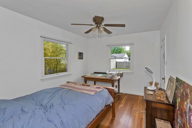 21 Winthrop Street, Northampton, MA 01060